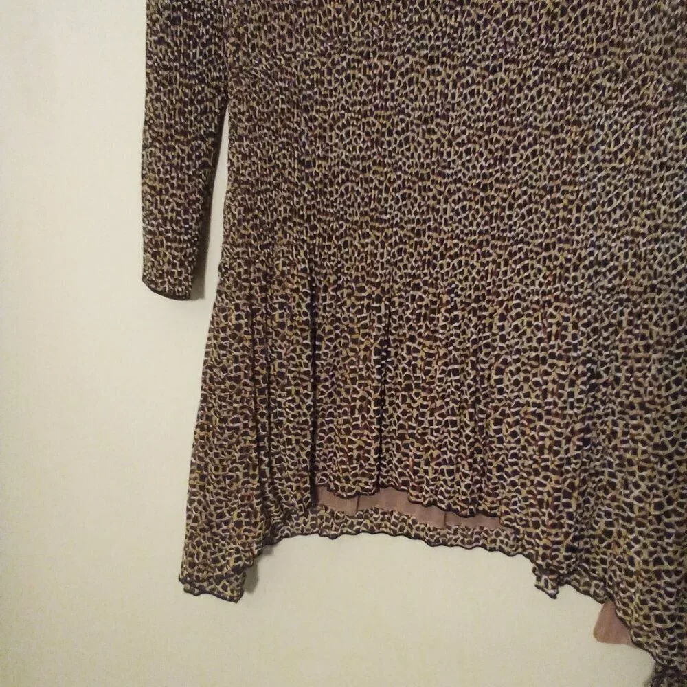 CC Blouse S 3/4 Sleeve Soft Stretch Ribbed Asymmetrical Animal Print Brown Black
